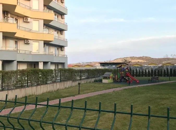 Em Kristal Apartment