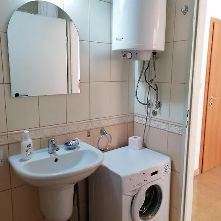 Em Kristal Apartament Nesebăr