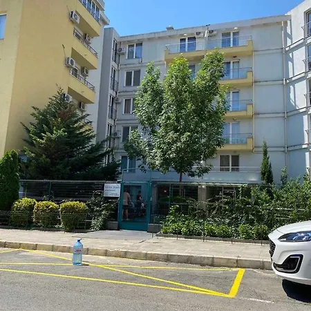 Em Kristal Apartament *